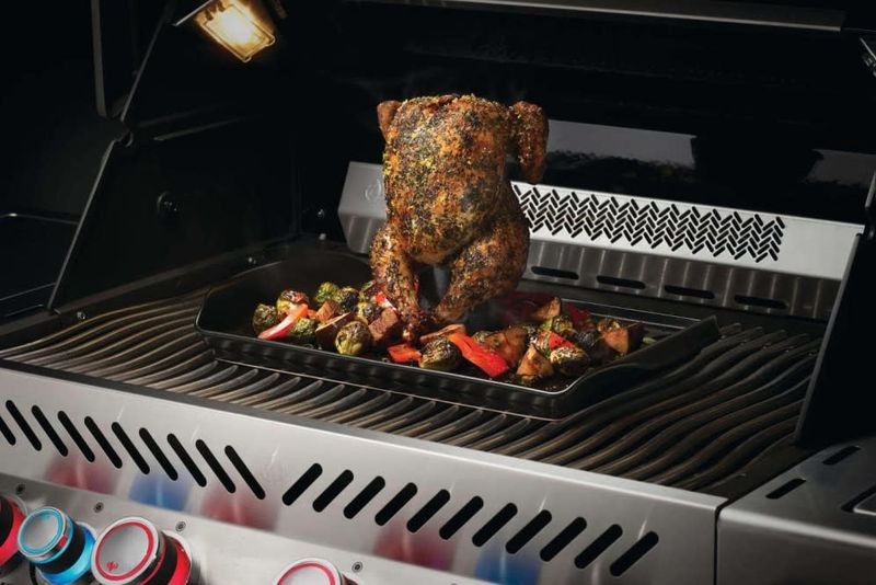 Napoleon - Ceramic Roasting Pan / Beer Can Chicken Roaster Set