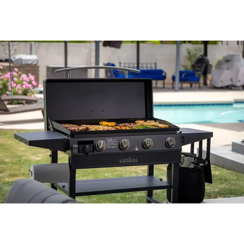 Louisiana Grills Founder 4 Burner Griddle - with Cover &amp; 3 Piece Toolset