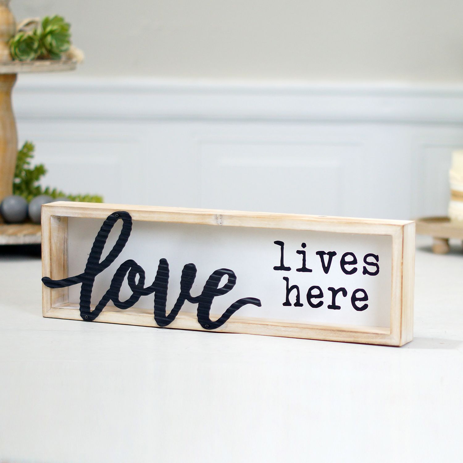 Wood Sign Love 15.5in