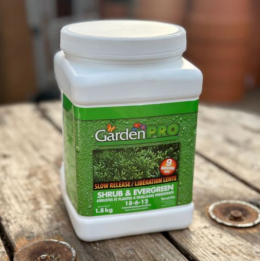 Garden Pro Shrub &amp; Evergreen Slow Release 18-6-12 - 1.8kg