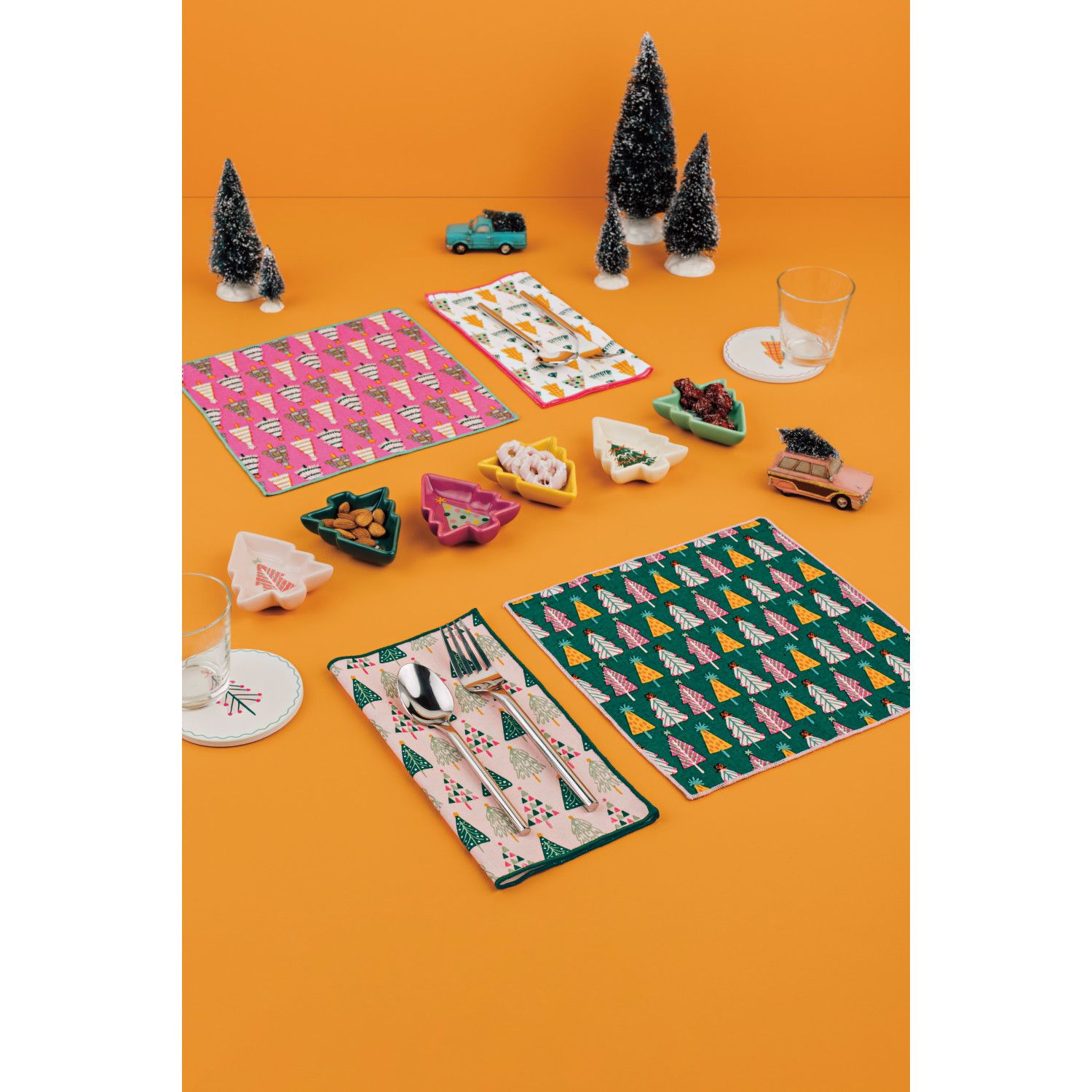 Cocktail Napkins Set of 4 - Glitzmas