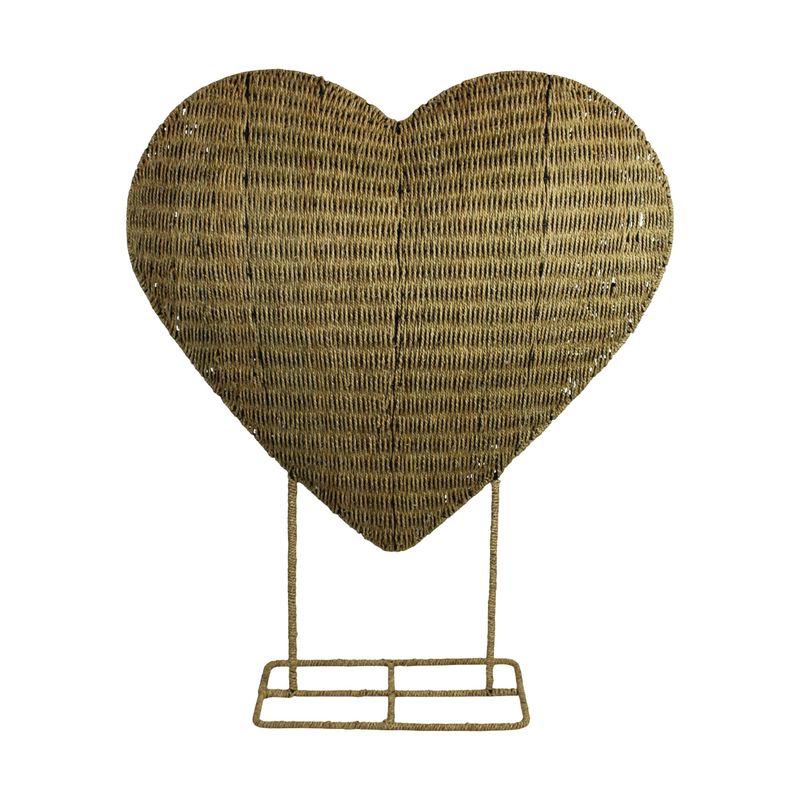 Heart Seagrass On Stand 97x118cm