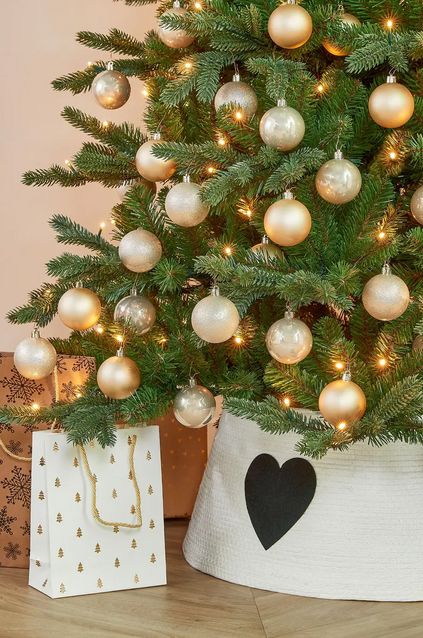 Xmas Ball Shatterproof 6c Set of 27 Cream