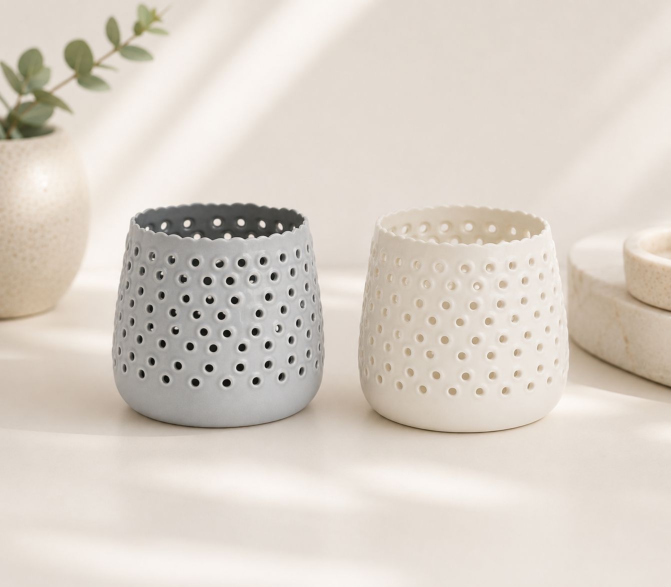 Iron Tealight Enamel Iron Tealight Enamel