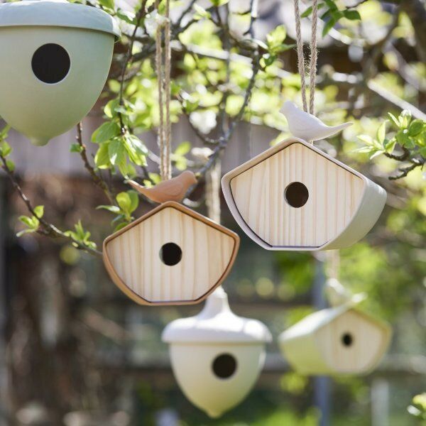 Birdhouse Bamboo Fibre with Bird 12cm