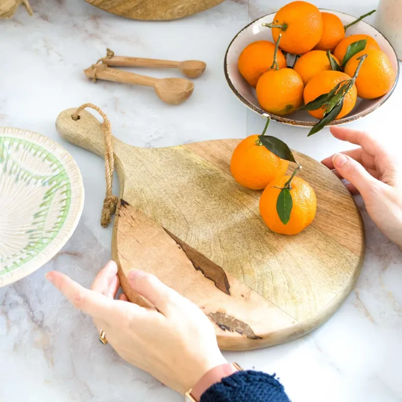 Chopping Board Mangowood Round 39x50cm Chopping Board Mangowood Round 39x50cm
