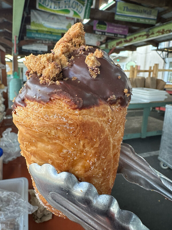 Coffee Break Cruffin-Saturday Only Coffee Break Cruffin-Saturday Only