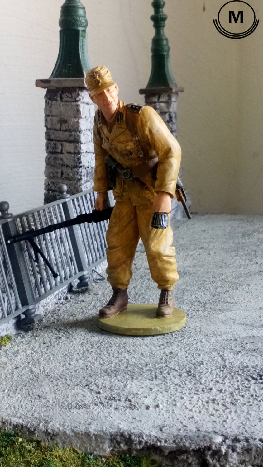 ~ MM ~ 1/16 Militärfigur &quot;Wehrmachtsoldat Afrikakorps DAK&quot; - Unikat