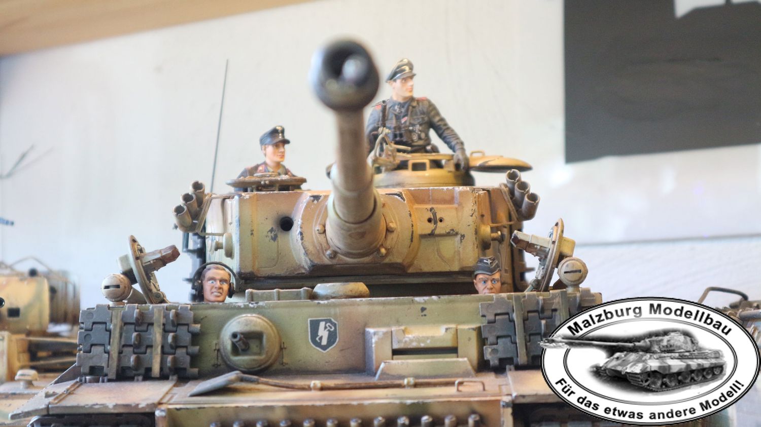~ MM ~ handbemalte Figuren &quot;Tiger 1 Besatzung &quot; 1/16