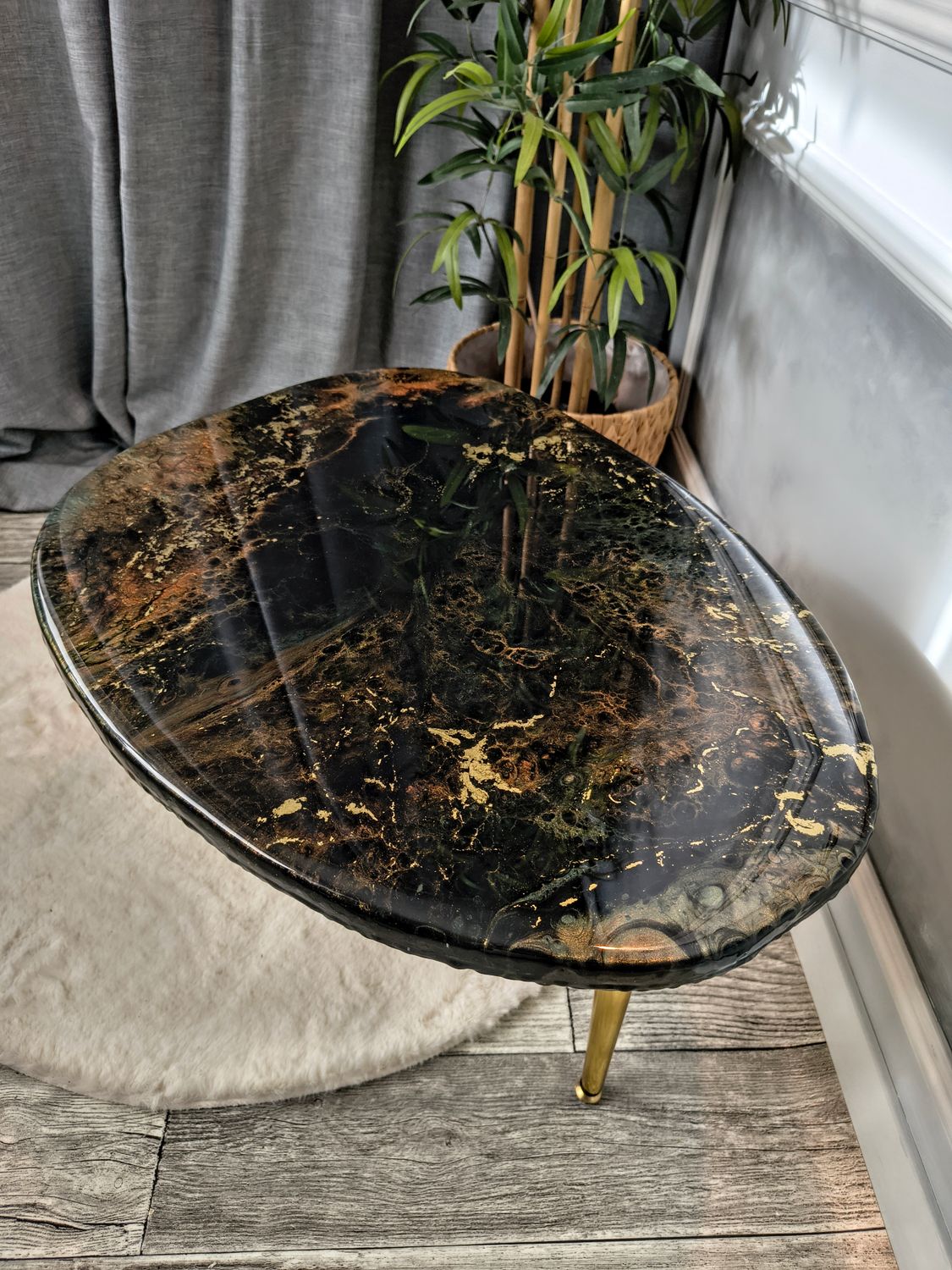 STOLIK KAWOWY - ABSTRAKCYJNY | ZŁOTO-CZARNY|