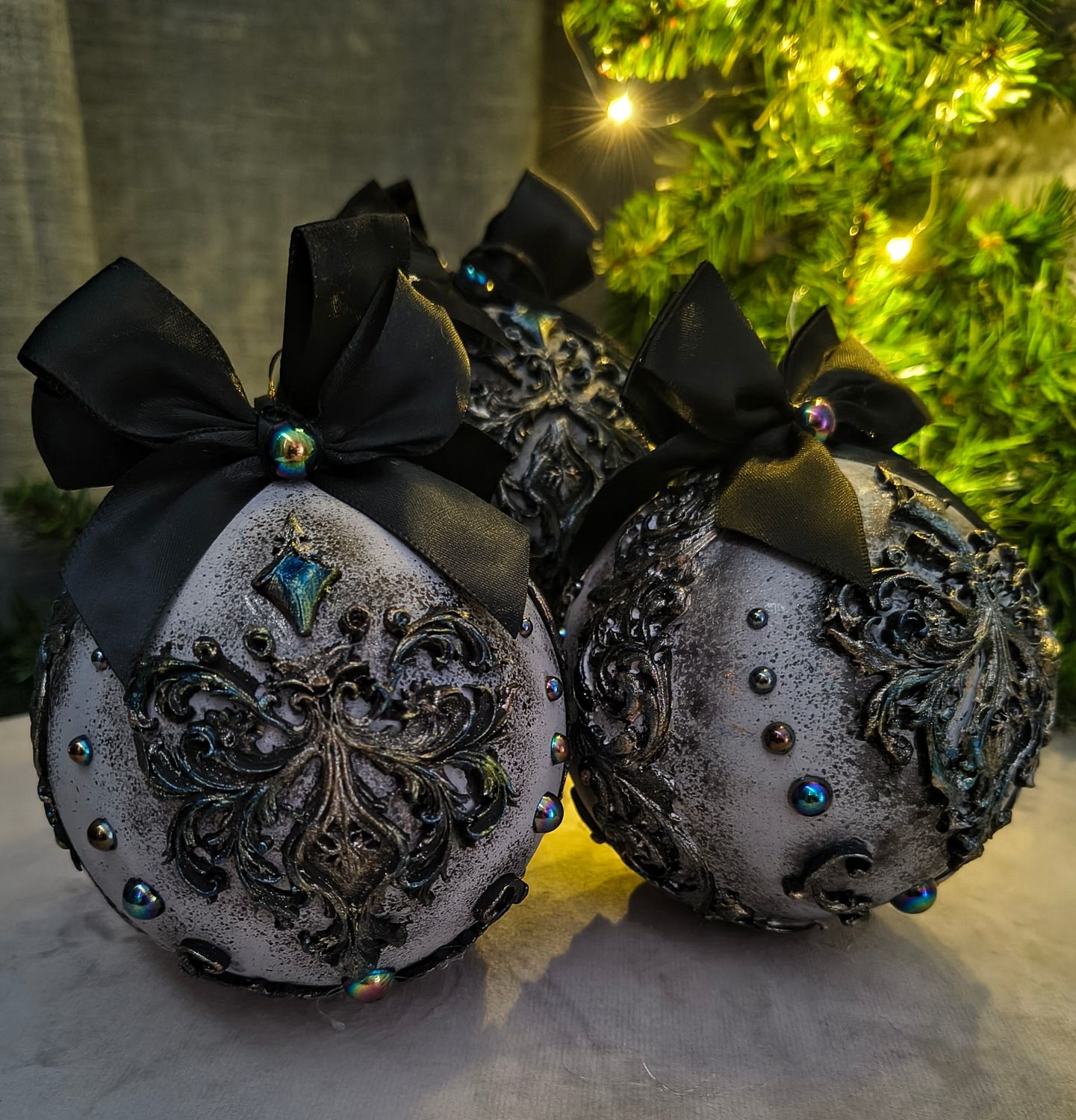 Artystyczna Bombka Ręcznie Robiona &quot;Bombka Gotycka&quot; - Styl Gotycki Premium