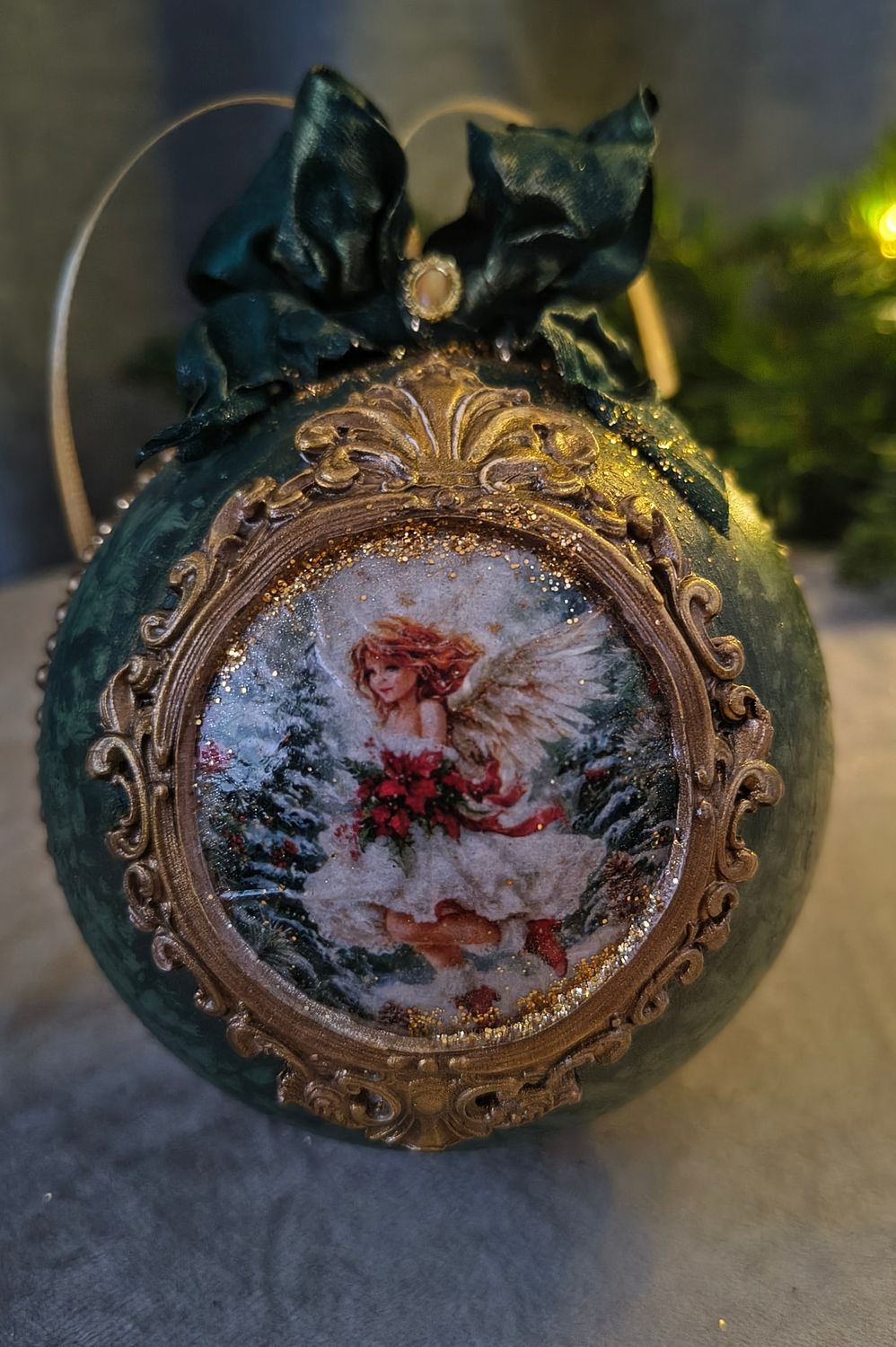 Artystyczna Bombka Ręcznie Robiona nr 11 &quot;Szmaragdowy Anioł&quot;