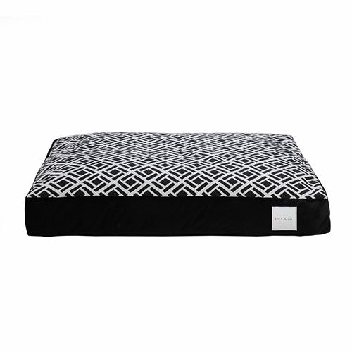 Kort &amp; Co / Zingle Bed 