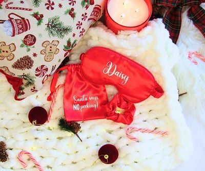Personalised Face Mask Gift Set – “Santa Says No Peeking” Personalised Face Mask Gift Set – “Santa Says No Peeking”