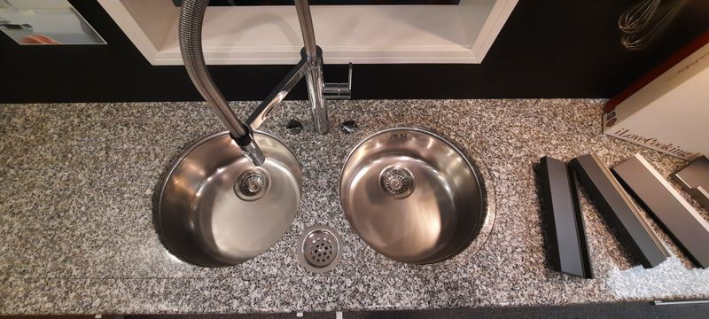 Spoeltafels: onderbouwspoeltafel inox Reginox L18 390 OKG
