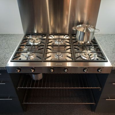 Toestellen: kookplaten: gaskookplaat tussenbouw inox Smeg HB96CSS