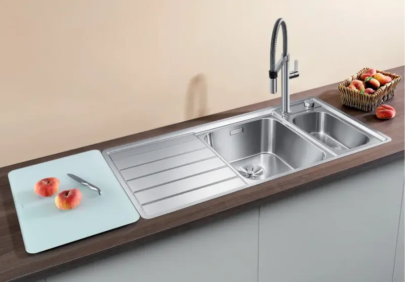 Spoeltafels: inbouw of vlakbouwspoeltafel inox met verlek links Blanco Axis III 6 S-IF