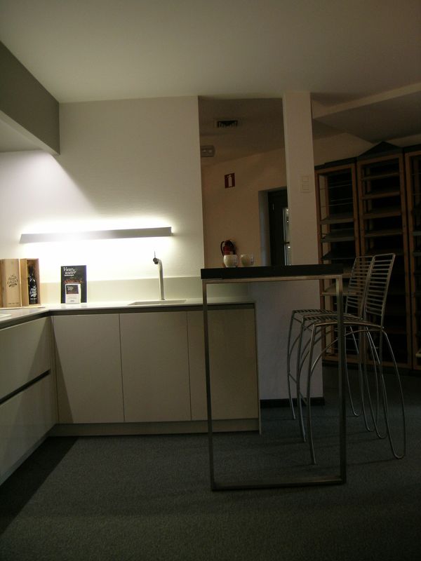 Keuken greeploos hoogglans lak Kristal