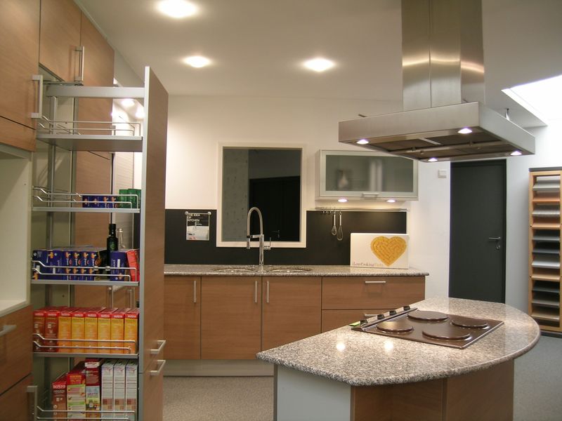 Keuken met grepen Ligno Broncé