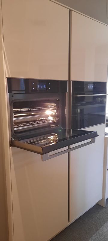 Toestellen: ovens: combi-stoomoven Atag  CS 4574M  Magna reeks