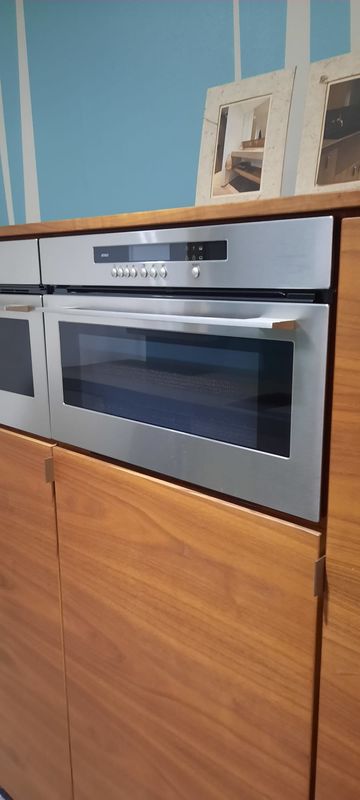 Toestellen: ovens: microgolfoven Atag MA3211C  inox