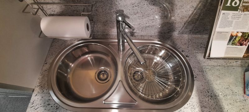 Spoeltafels: vlakbouwspoeltafel inox Reginox R20