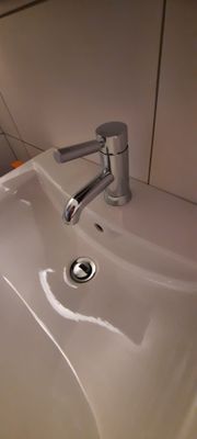 Sanitair: lavabokranen: ééngreeps lavabomengkraan Meta Pur Dornbracht