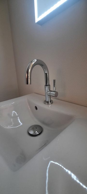 Sanitair: koudwaterkraan: Tara Dornbracht chroom