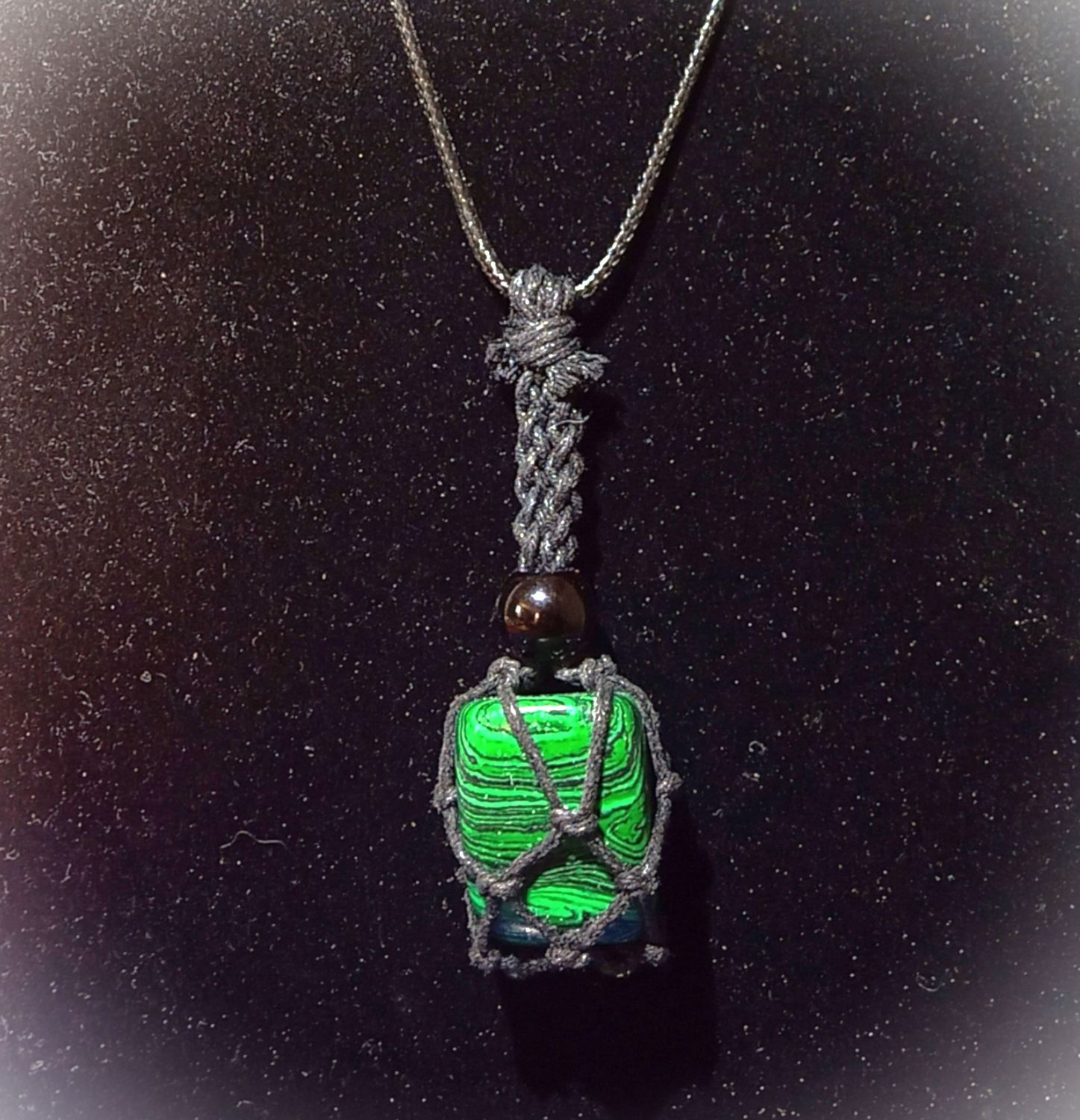 Collier cordon bohème pierre naturelle Malachite
