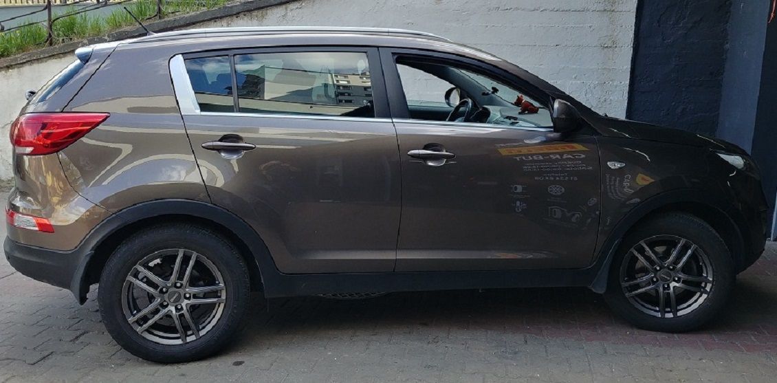 215/65R16 98H FALKEN SINCERA SN110