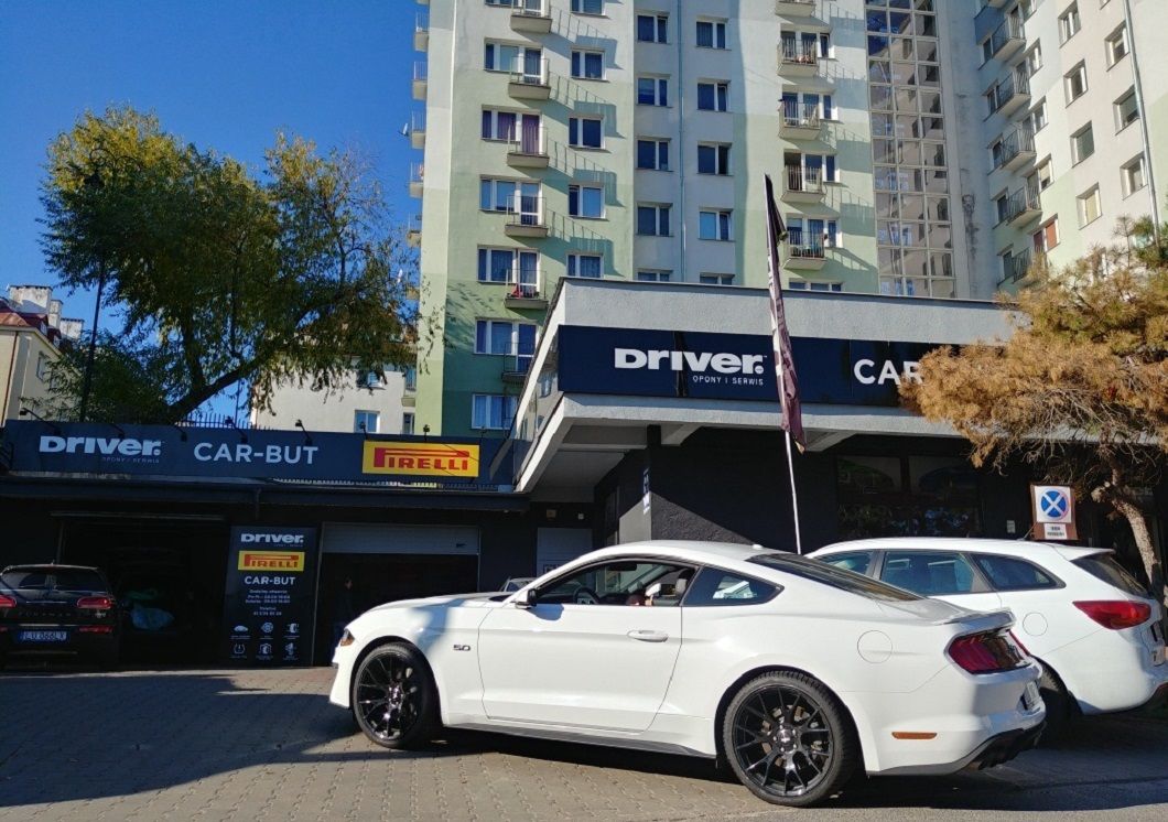 245/35R19 93Y XL MFS Falken AZENIS FK520