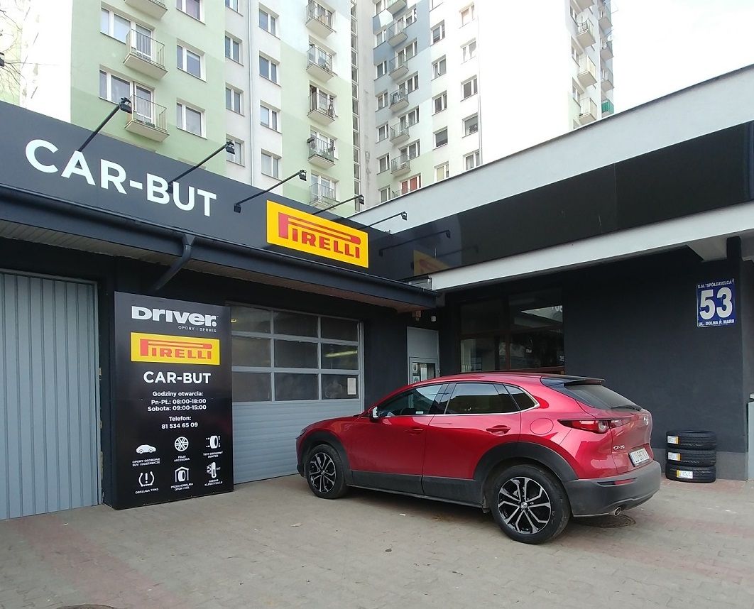 245/40R18 97Y XL FR Yokohama Advan Sport V107