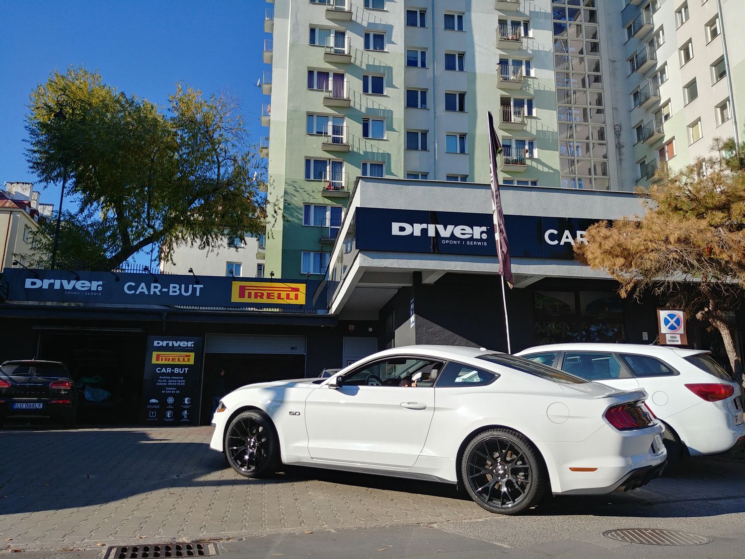 275/55R20 113T KUMHO ROAD VENTURE AT52