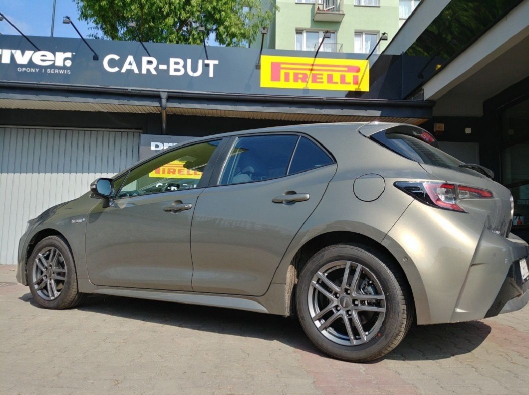 205/55R16 91V Uniroyal  RainSport 5