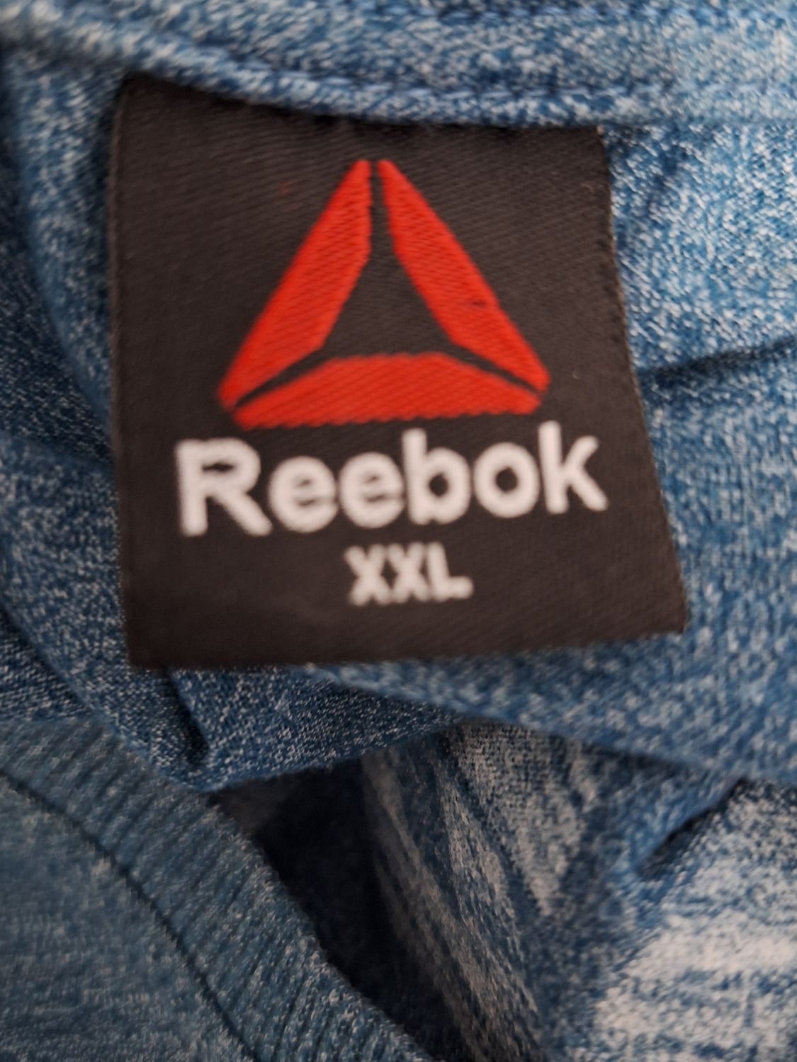 T-shirt Reebok