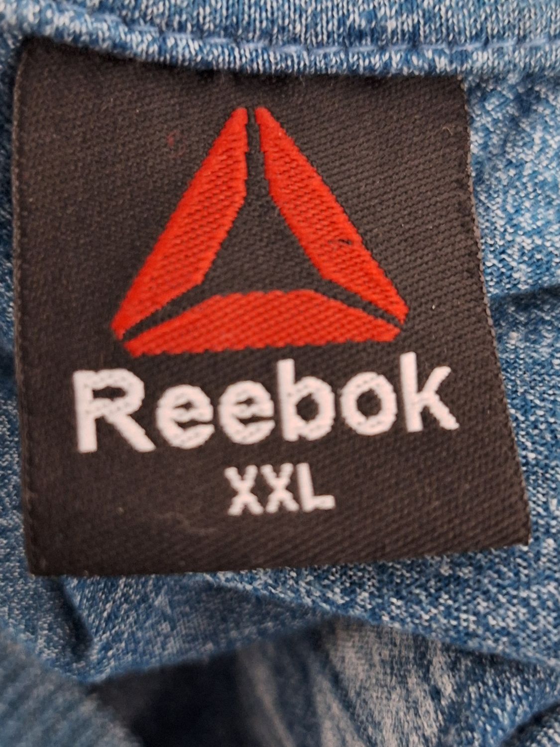 T-shirt Reebok
