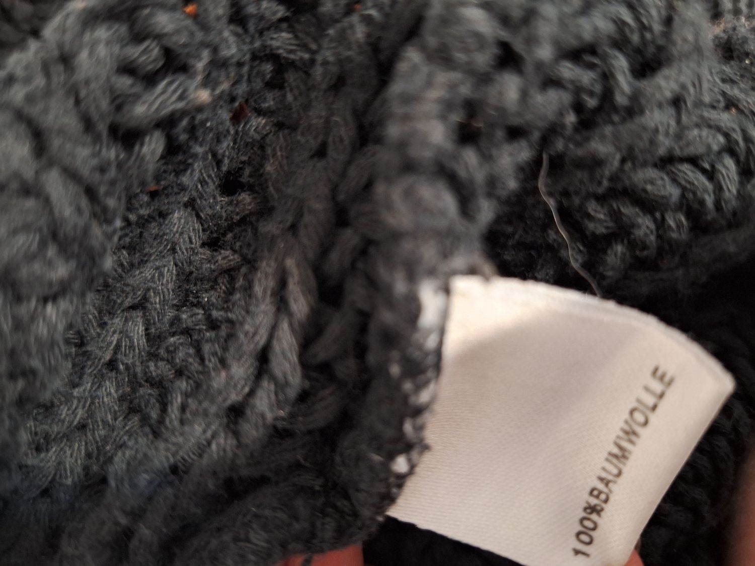 SWETER MĘSKI Z KAPTUREM KOLCZATKA