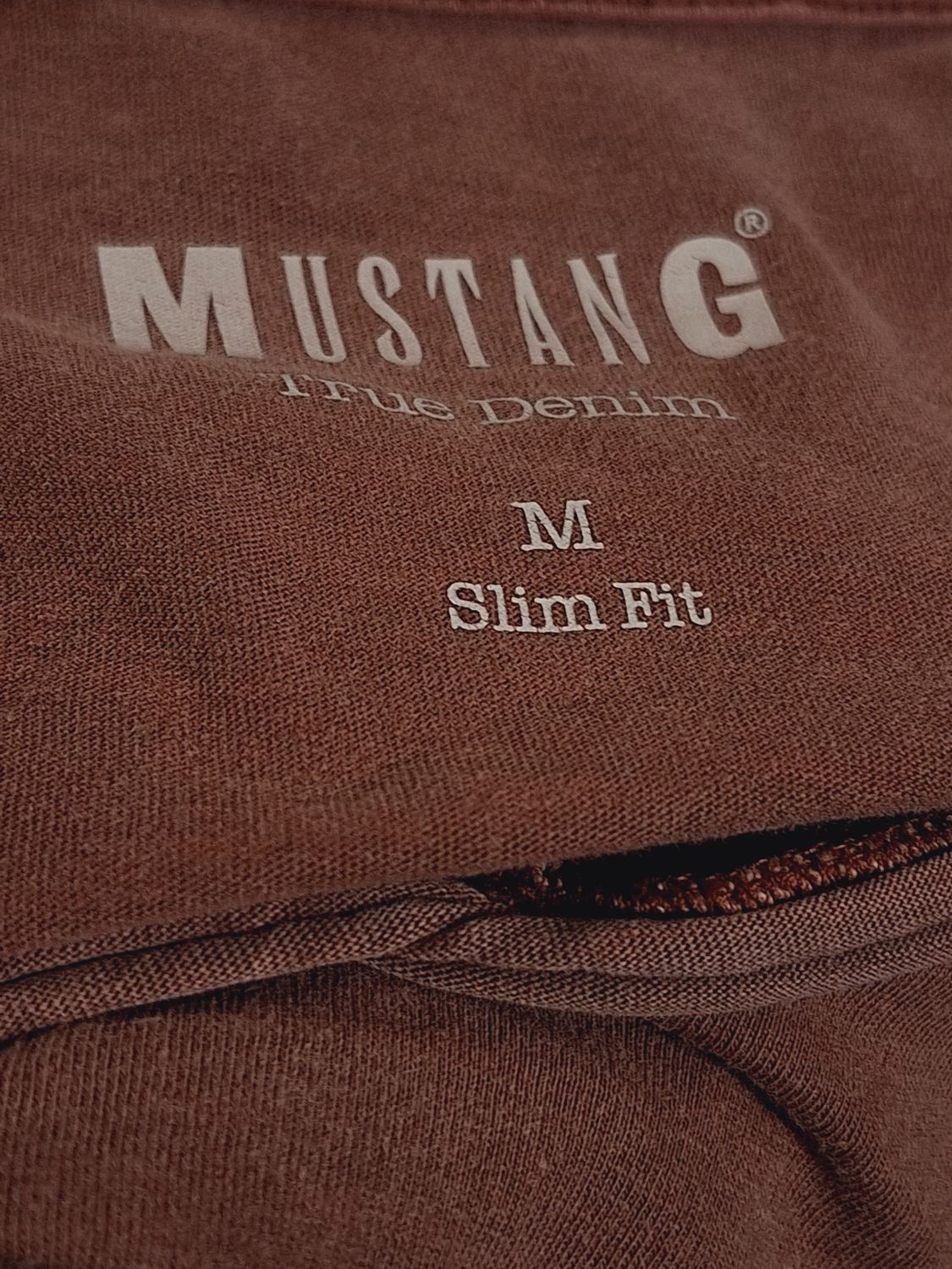 T-SHIRT  MUSTANG
