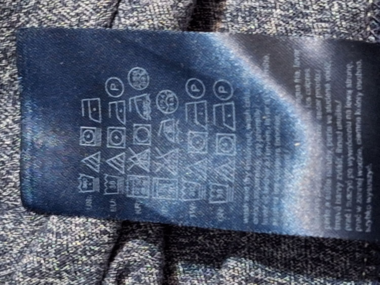 T-SHIRT    TOMMY HILFIGER