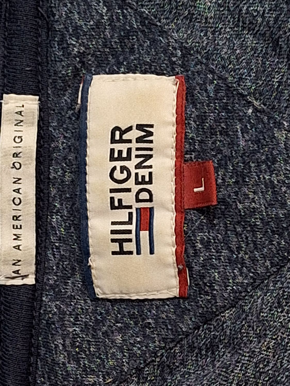 T-SHIRT    TOMMY HILFIGER