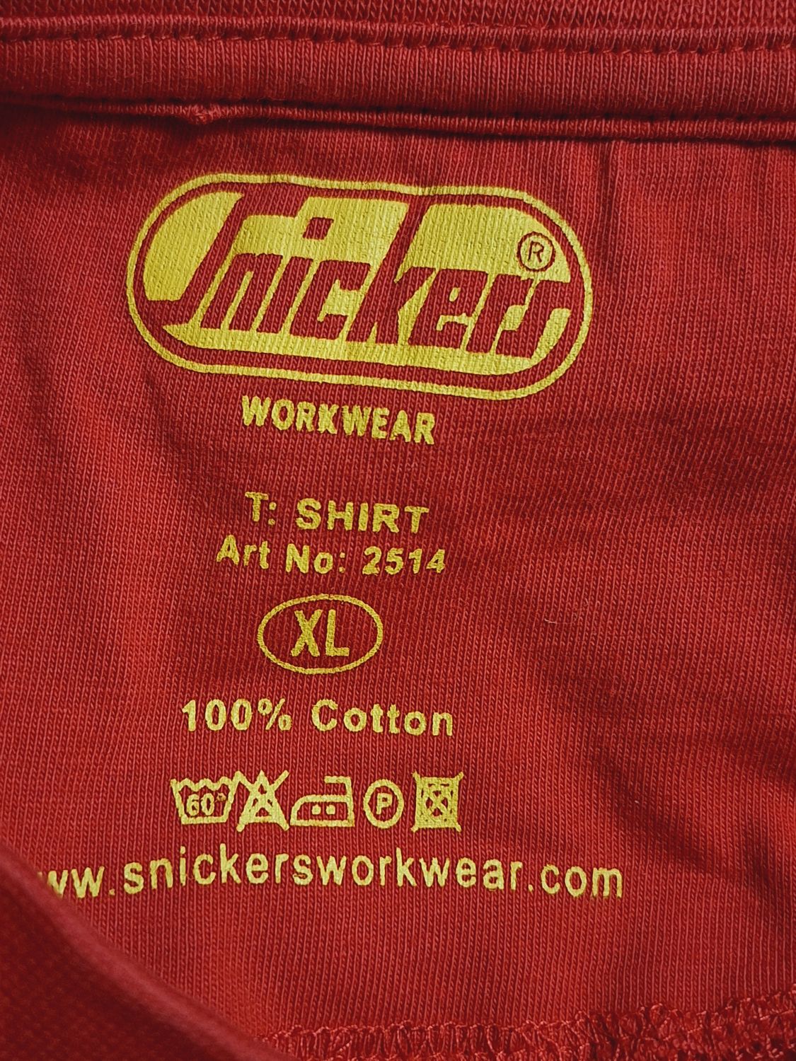 T-SHIRT MĘSKI    SNICKERS