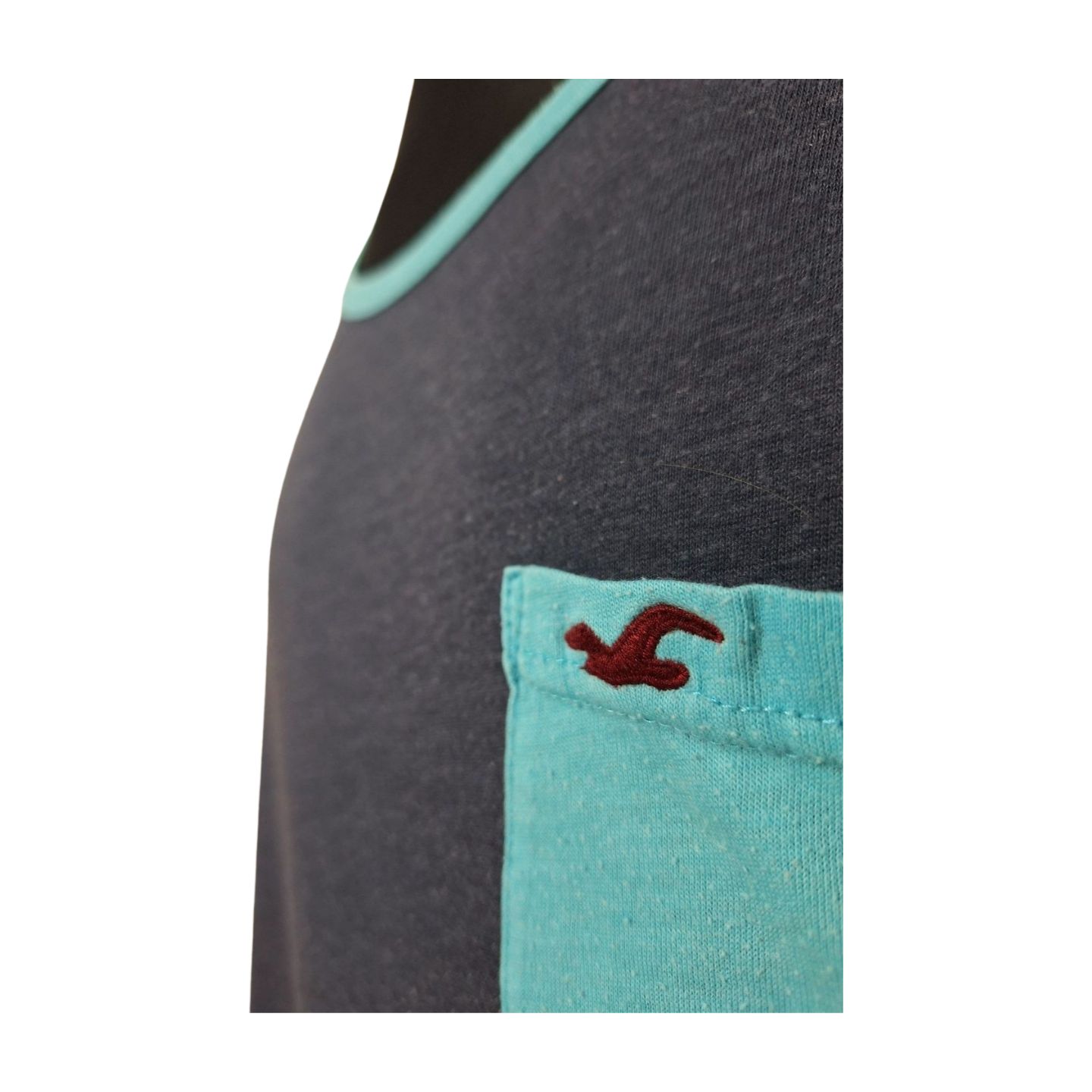 KOSZULKA BEZ RĘKAWÓW HOLLISTER