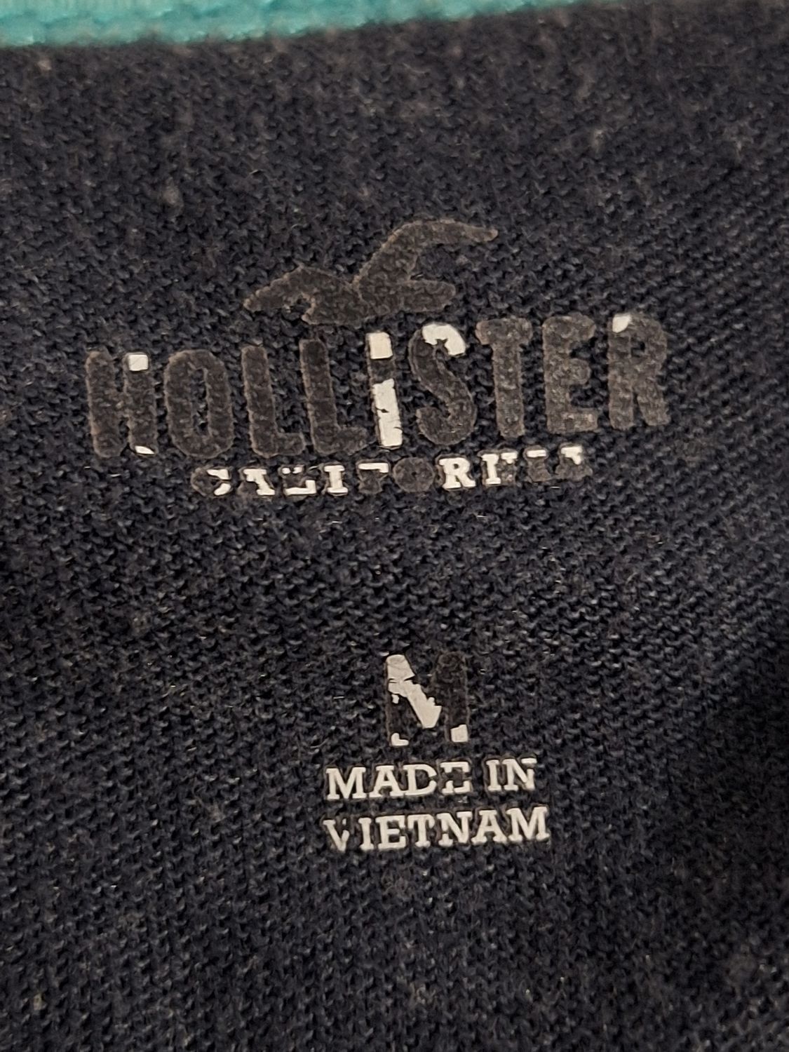 KOSZULKA BEZ RĘKAWÓW HOLLISTER