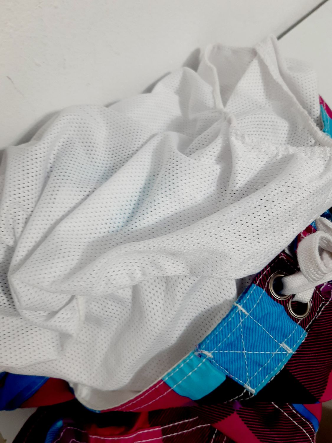 SPODENKI  PLAŻOWE  CEDARWOOD