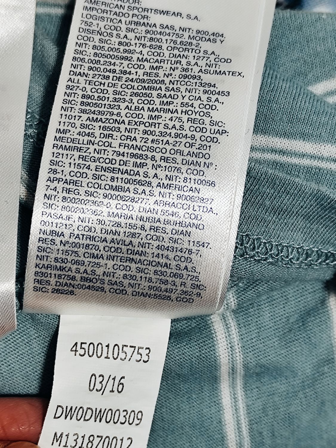 T-SHIRT TOMMY HILFIGER    026