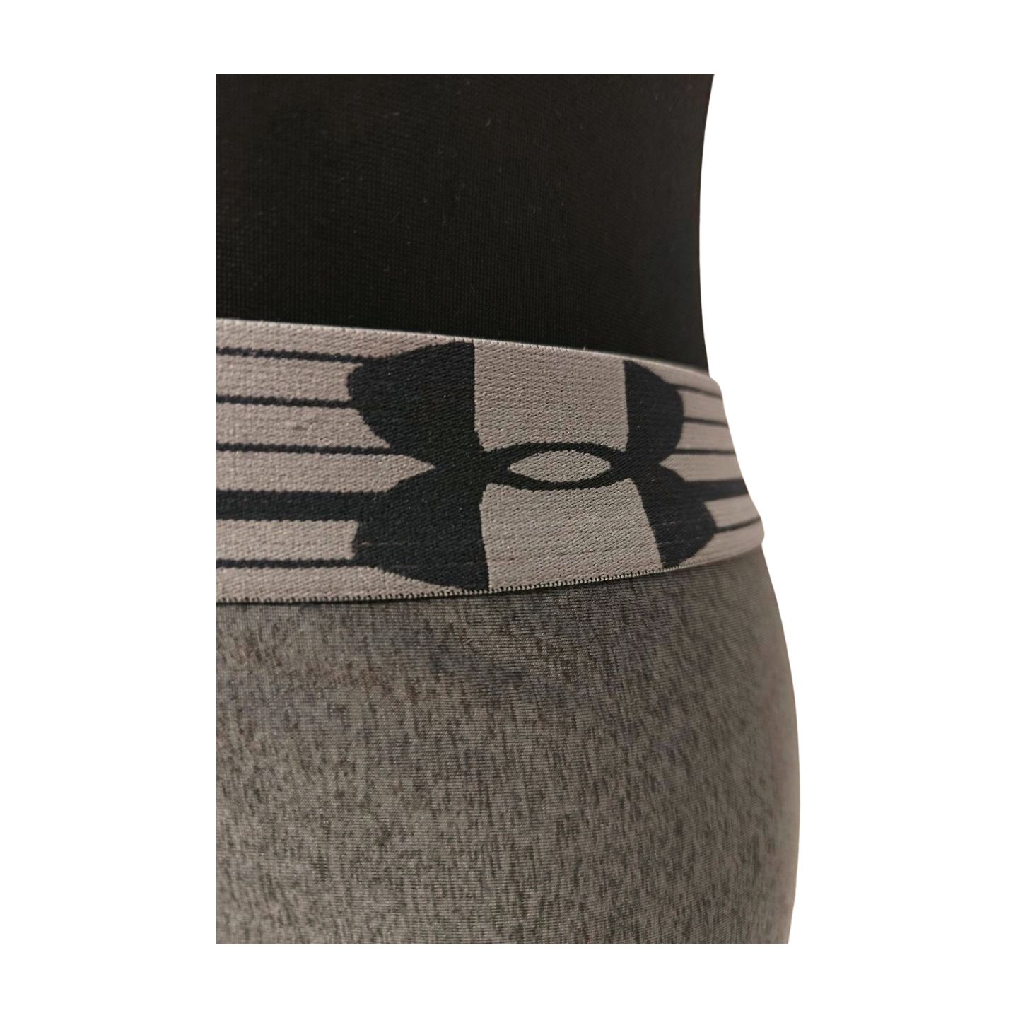 SPODENKI FITNESS UNDER ARMOUR   045