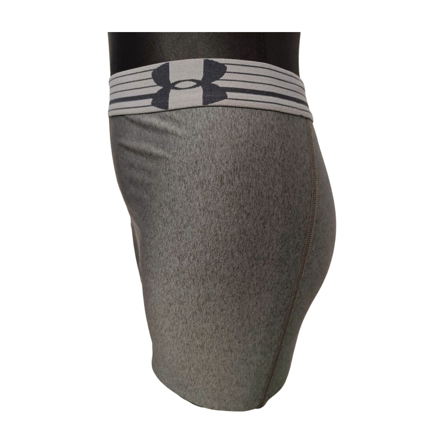 SPODENKI FITNESS UNDER ARMOUR   045