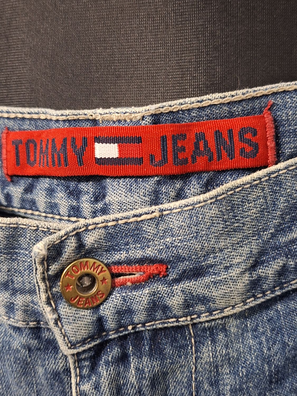 SPODENKI JEANSOWE  TOMMY  HILFIGER     039