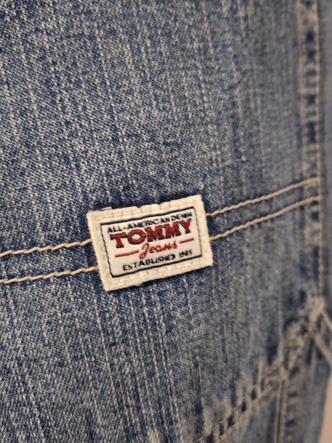 SPODENKI JEANSOWE  TOMMY  HILFIGER     039