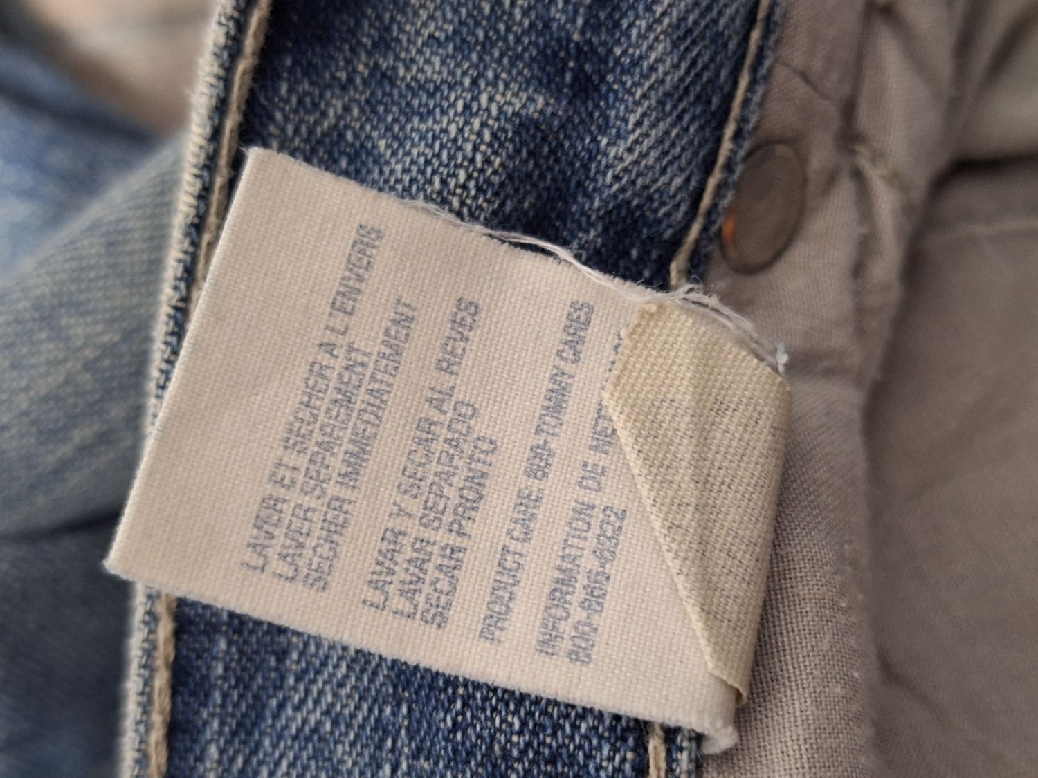 SPODENKI JEANSOWE  TOMMY  HILFIGER     039